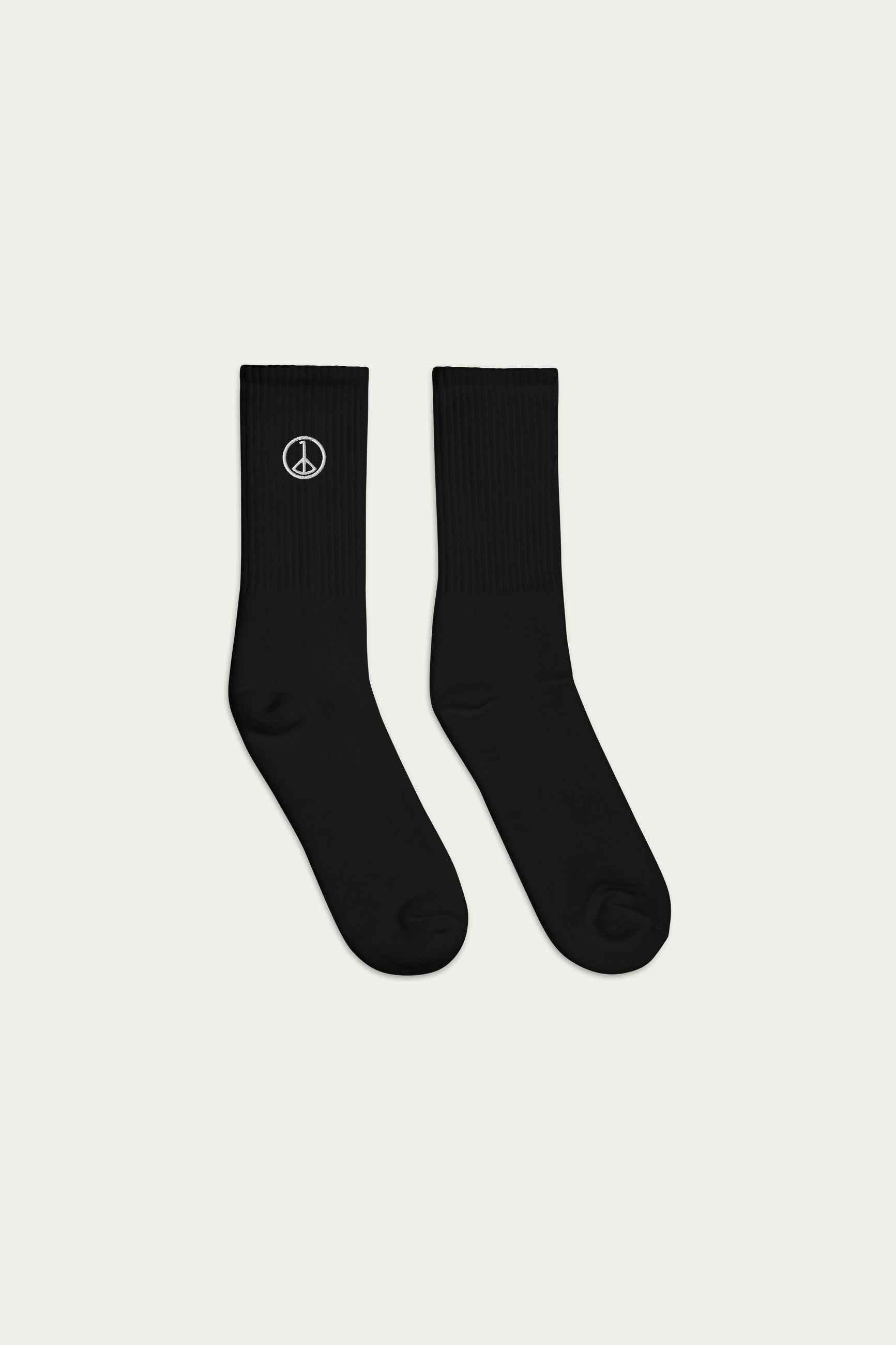 Andre Blunt embroidered crew socks in black, side